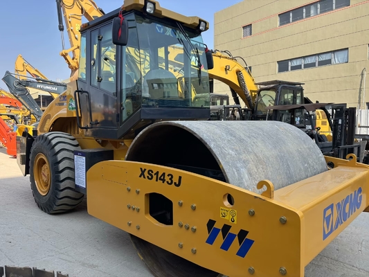 Rullo compattatore stradale XCMG XS143J a tamburo singolo da 14 tonnellate in condizioni eccellenti