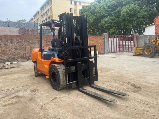 5 tonnellate 7FD50 Toyota Used Forklift Original Giappone Riduzione del rumore per magazzino