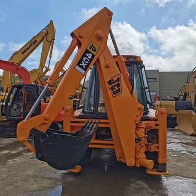 JCB 4CX Backhoe Loader di seconda mano risparmio energetico con elevata capacità