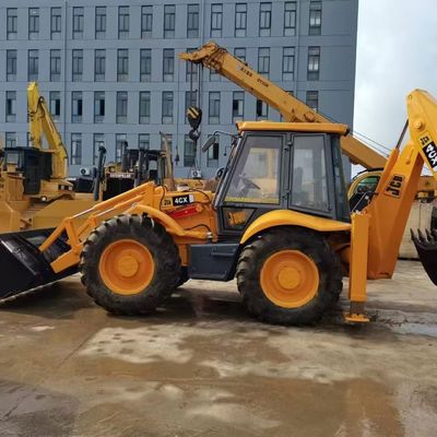 JCB 4CX Backhoe Loader di seconda mano risparmio energetico con elevata capacità