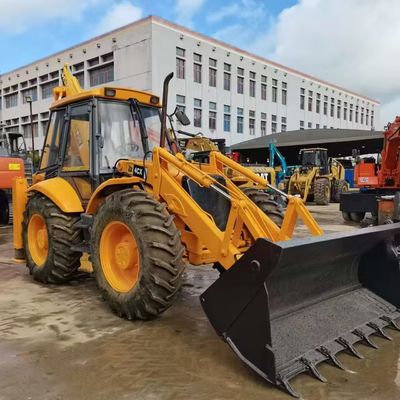 JCB 4CX Backhoe Loader di seconda mano risparmio energetico con elevata capacità