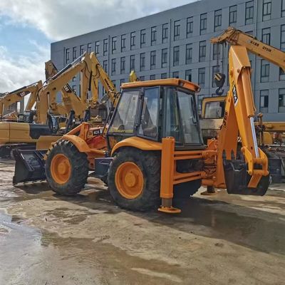 JCB 4CX Backhoe Loader di seconda mano risparmio energetico con elevata capacità