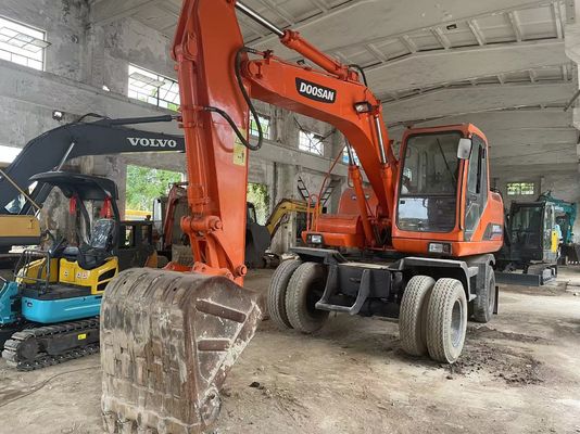 Controllo intelligente Escavatore usato DH150W-7 Escavatore a ruote Doosan 2012 Anno