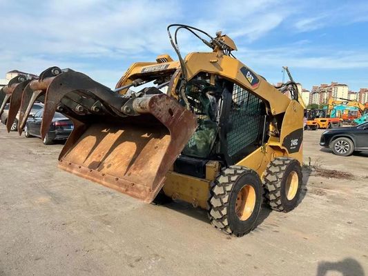 CAT 246C colore originale caricatore di ruote usato sicurezza e precisione in buone condizioni