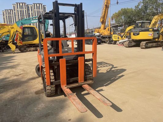 5 tonnellate Toyota 7FD50 Camion forcolato usato