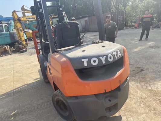 5 tonnellate Toyota 7FD50 Camion forcolato usato