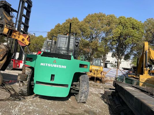 Mitsubishi F300 Camion forklift usato di seconda mano 30 tonnellate Camion forklift ad alta capacità