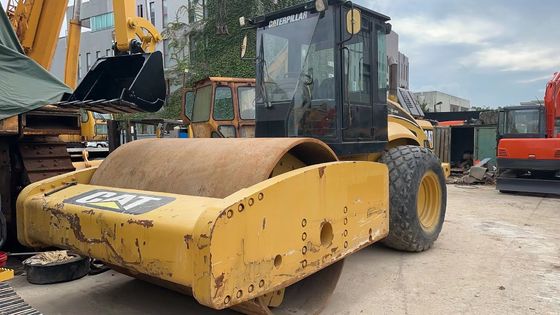 Colore originale usato Caterpillar CS-683E single drum road roller in ottime condizioni