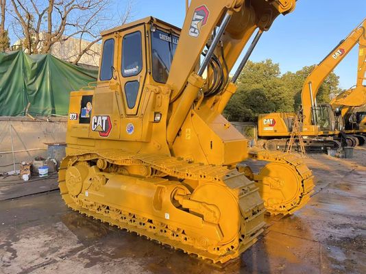 Dipingere il colore usato Caterpillar 973 Crawler Loader in ottime condizioni