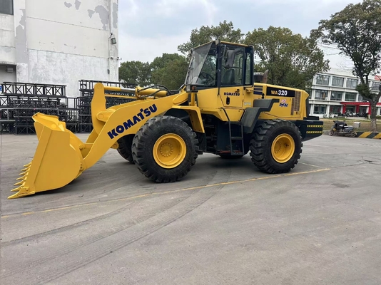 2011 Anno Originale Giappone Usato Komatsu WA320-5 Pala Gommata In Condizioni Eccellenti