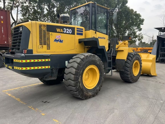 2011 Anno Originale Giappone Usato Komatsu WA320-5 Pala Gommata In Condizioni Eccellenti
