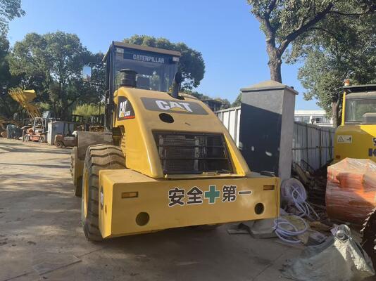 Originale giapponese usato Caterpillar CS-683E single drum road roller in ottime condizioni