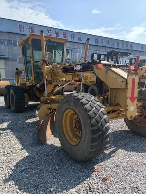 Livellatrice stradale CAT 140H originale usata con movimento lama adattabile